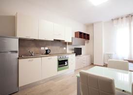 Astoria Suite Apartments 5