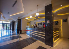 Hilly Hotel 2