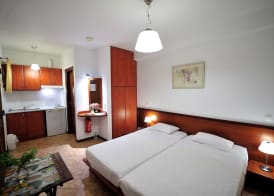 Eye Q Resort Seaview 2