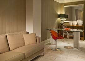 Central Hotel 3