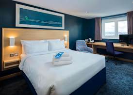 Travelodge Plymouth 5