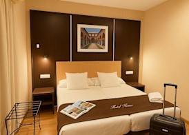 Hotel Plaza 4