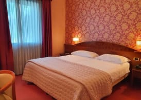 Hotel Poppi 2
