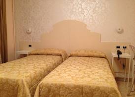 Hotel Adriatico 4