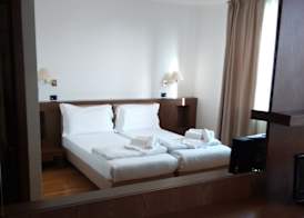HOTEL CAVALIERI 4