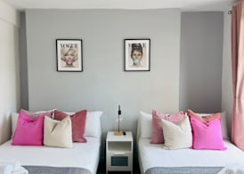 Shoreditch Rooms 2