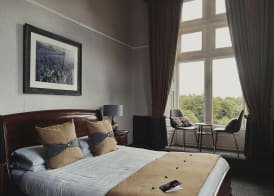 Cave Castle Hotel 5