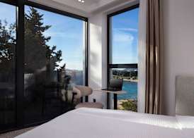 SeeSea Hotel 3