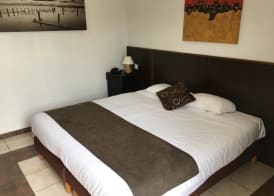 Logis Hôtel L'Oliveraie 2