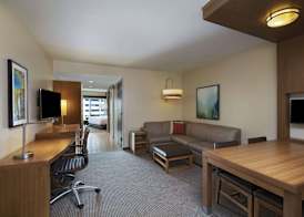 Hyatt Place Greensboro Downtown 5