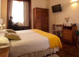 Gara Hotel 4