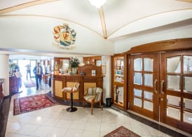 Sartori's Hotel 2