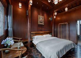 Spirited Silky Inn 3
