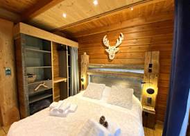 LE RENNE Chalet en bois au calme avec SPA Jacuzzi 5