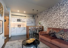 ON Suites Sevilla Apartments 2