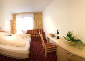 Superior Hotel Persal 4