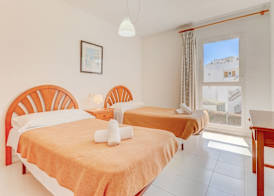 Apartamentos Llevant 5
