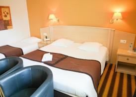 Logis Hotel L'Abreuvoir 4
