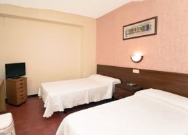 Hostal Tropical 5