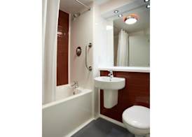 Travelodge Chichester Central 2