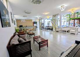 Golden Hotel 2
