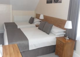 Powys Lodge 3