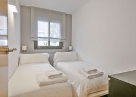Inside Barcelona Apartments Princep 3