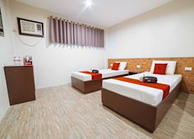 RedDoorz at Travelers Inn Bajada Davao 2