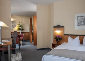 Victor's Residenz-Hotel Berlin Tegel 2