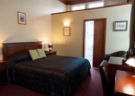 The County Hotel 2