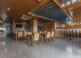 Seven City Hotel 5