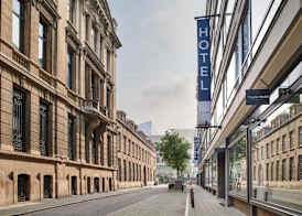 Theater Hotel 3
