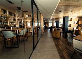 Paradise Lodge 4