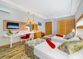 Justiniano Deluxe Resort 3
