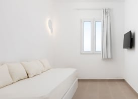 Voca Hotel & Suites 4