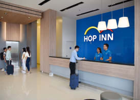 Hop Inn Hotel Aseana City Manila 4