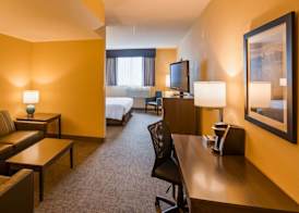 Best Western East Towne Suites 4