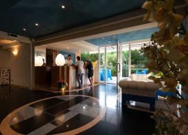 Hotel Paradiso 2