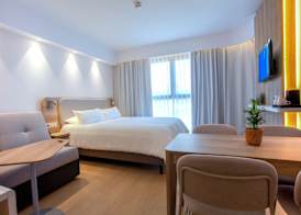 Holiday Inn Express & Suites Barcelona - Sabadell by IHG 2