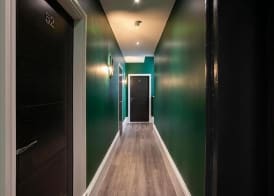 Cavern Quarter Apts - 31 North John St 5