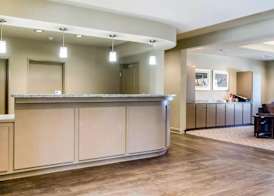 MainStay Suites Hackberry Sportsman's Lodge 2