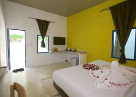 Lime N Soda Beachfront Resort 3