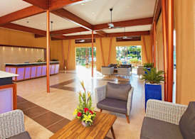 Divi Dutch Village Beach Resort 4