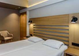 Agamemnon Hotel 3