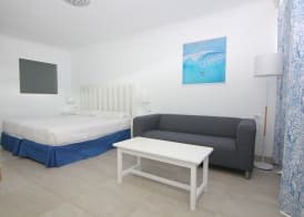 Apartamentos Orly Club Arena Dorada 5
