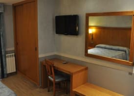 Hostal La Font 3