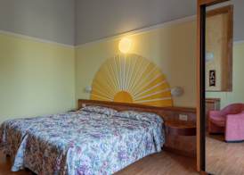 Park Hotel Jolanda 5