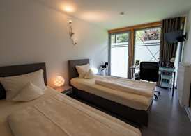 Hotel Vicinity 5