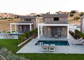 Terra Olivia Luxury Villas and Suites 5
