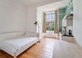 No 64 Georgian House - By Clifton Short Lets 2